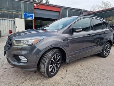 Gebraucht Ford Kuga ST-Line 150 PS (110 kW) 2016 Grau SUV