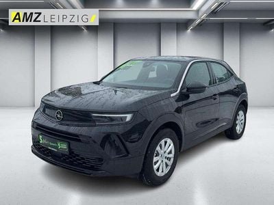 Gebraucht Opel Mokka Enjoy 131 PS (96 kW) 2023 Lackierung schwarz perla nera/ SUV