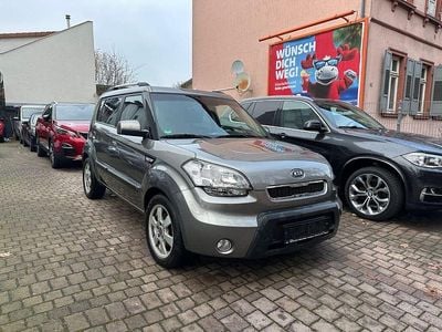 Silber Gebraucht 2010 Kia Soul Spirit SUV | 7.900 € (Etwas zu teuer)