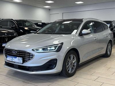 Silber Gebraucht 2024 Ford Focus Titanium Kombi | 24.440 € (Fairer Preis)
