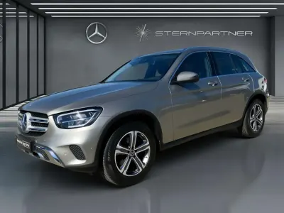 Gebraucht Mercedes GLC220 194 PS (142 kW) 2022 Silber SUV