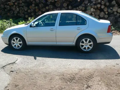 Gebraucht VW Bora 150 PS (110 kW) 1999 Silber Limousine
