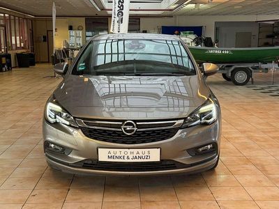 Gebraucht Opel Astra Edition 125 PS (91 kW) 2016 Beige Limousine