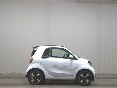 Weiß Gebraucht 2022 Smart ForTwo Electric Drive Passion Kleinwagen | 10.980 € (Guter Preis)