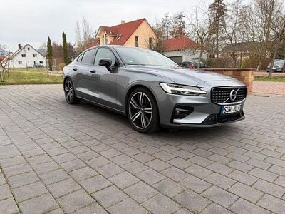 Gebraucht Volvo S60 R-Design 190 PS (139 kW) 2020 Grau Limousine