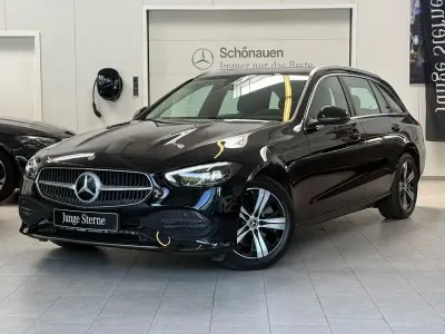 Gebraucht Mercedes 200 Avantgarde 163 PS (119 kW) 2025 Schwarz Limousine