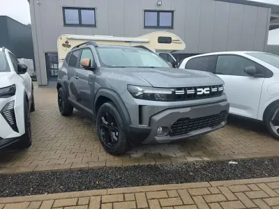 Neu Dacia Duster Extreme 122 PS (89 kW) 2026 Grau SUV