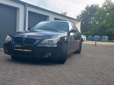 BMW 523