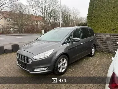 Używany Ford Galaxy Titanium 239 KM (175 kW) 2018 Szary Minivan