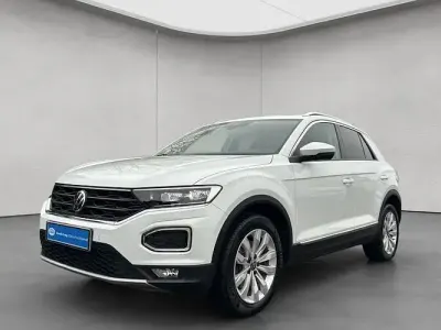 Käytetty VW T-Roc Sportline 190 HP (139 kW) 2021 Valkoinen Katumaasturi