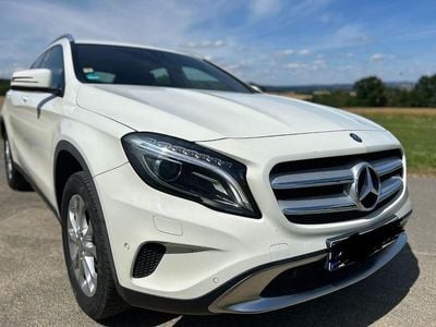 Mercedes GLA200