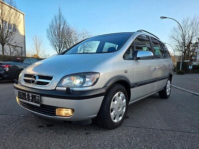 Second-hand Opel Zafira Comfort 147 CP (108 kW) 2003 Argintiu Monovolum
