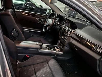 Gebraucht Mercedes E250 204 PS (150 kW) 2011 Limousine