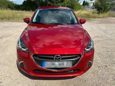 Gebraucht Mazda 2 90 PS (66 kW) 2017 Rot Kleinwagen