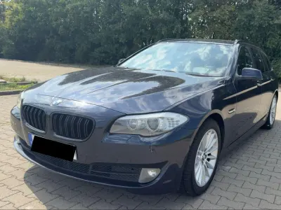 Gebraucht BMW 520 184 PS (135 kW) 2011 Blau Kombi