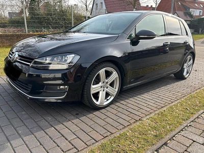 Gebraucht VW Golf VII Highline 140 PS (102 kW) 2013 Schwarz Kleinwagen