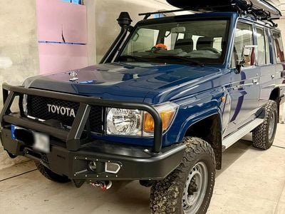 Gebraucht Toyota Land Cruiser 272 PS (200 kW) 2022 Blau SUV