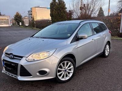 Gebraucht Ford Focus 101 PS (74 kW) 2013 Silber Kombi