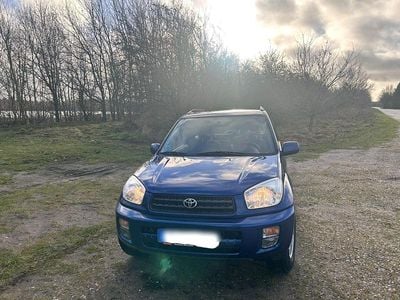 Blau Gebraucht 2003 Toyota RAV4 SUV | 3.999 € (Fairer Preis)