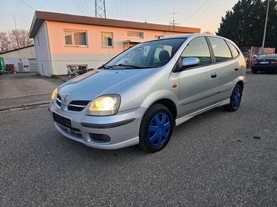 Gebraucht Nissan Almera Tino Basis 114 PS (83 kW) 2003 Silber Van / Kleinbus