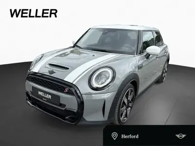 Gebraucht Mini Cooper S 178 PS (130 kW) 2022 Moonwalk grey (grau) Kleinwagen