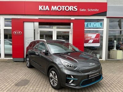 gebraucht Kia e-Niro NiroSpirit *LEDER*3PHASEN*64KW*ACC*SITZBELÜ*