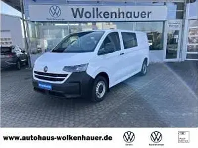 Neu VW T7 150 PS (110 kW) 2026 Weiß (clear white (weiß)) Van