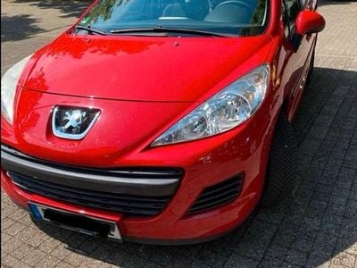 Rot Gebraucht 2009 Peugeot 207 Kombi | 3.200 €
