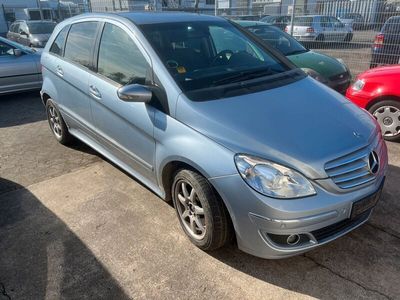 gebraucht Mercedes B200 