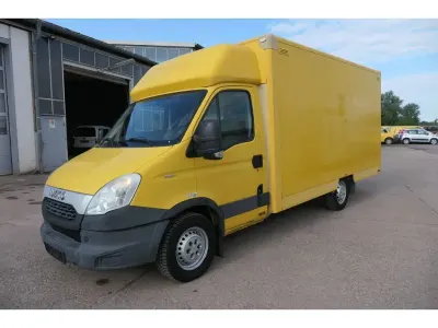 Gebraucht Iveco Daily 106 PS (77 kW) 2012 Gelb (metallic) Van