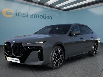 Neu BMW 740 M Sport 299 PS (219 kW) 2025 Grau Limousine