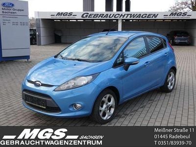 Gebraucht Ford Fiesta Trend 82 PS (60 kW) 2012 Visionblau Limousine