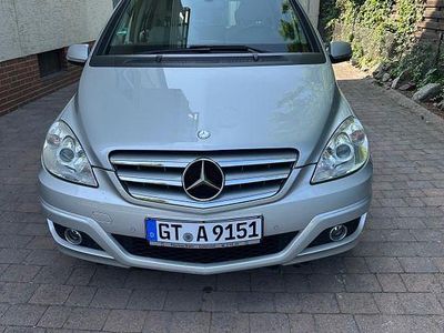 Gebraucht Mercedes B160 95 PS (69 kW) 2009 Grau Van / Kleinbus