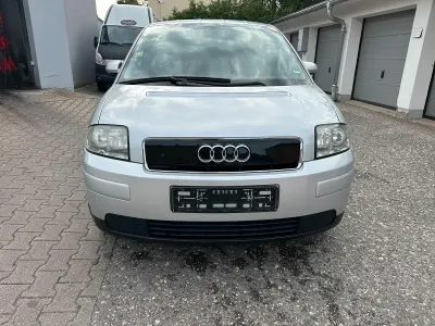Gebraucht Audi A2 88 PS (64 kW) 2003 Silber Kleinwagen