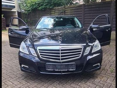 Mercedes E200