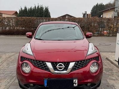 Gebraucht Nissan Juke Acenta 116 PS (85 kW) 2016 Rot SUV