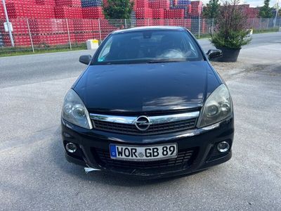 gebraucht Opel Astra GTC179PS*Leder* Sitzheizung* Klimaautomatik* Tempomat*