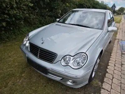 Gebraucht Mercedes C280 Elegance 231 PS (169 kW) 2007 Silber Limousine