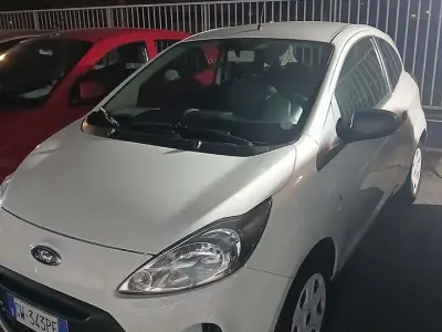 Gebraucht Ford Ka 69 PS (50 kW) 2014 Weiß Limousine