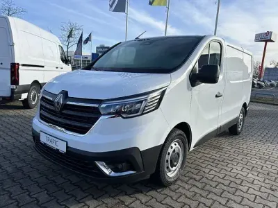 Gebraucht Renault Trafic Komfort 131 PS (96 kW) 2025 Weiß Van / Kleinbus