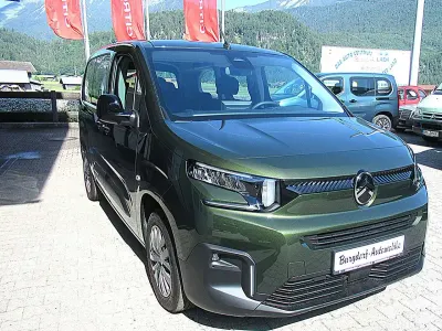 Gebraucht Citroën Berlingo PureTech 131 PS (96 kW) 2024 Kiamablau Van / Kleinbus
