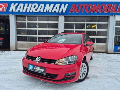 Rot Gebraucht 2014 VW Golf VII Trendline Kombi | 10.999 € (Fairer Preis)