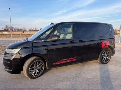 Gebraucht VW Multivan 218 PS (160 kW) 2023 Schwarz Van