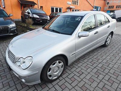 Usata Mercedes C180 143 CV (105 kW) 2004 Argento Berlina