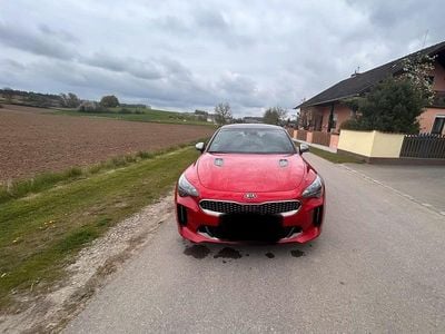 Second-hand Kia Stinger 370 CP (272 kW) 2019 Roșu Hatchback