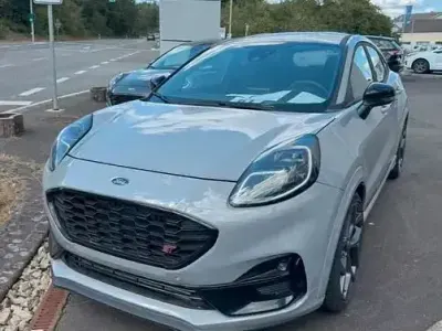 Używany Ford Puma ST-Line X 155 KM (114 kW) 2021 Szary Sedan/Limuzyna