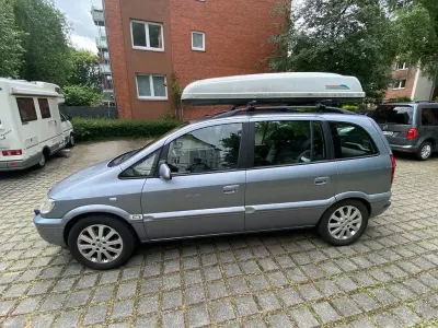 Gebraucht Opel Zafira Njoy 125 PS (91 kW) 2005 Silber Van / Kleinbus