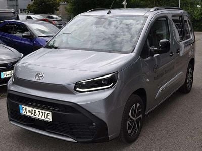 Gebraucht Toyota Proace Verso City 100 kW (136 PS) 2025 Bismutsilber Kombi
