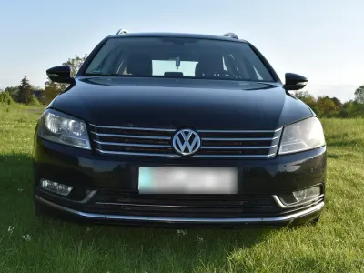 Gebraucht VW Passat Highline 140 PS (102 kW) 2012 Schwarz Kombi