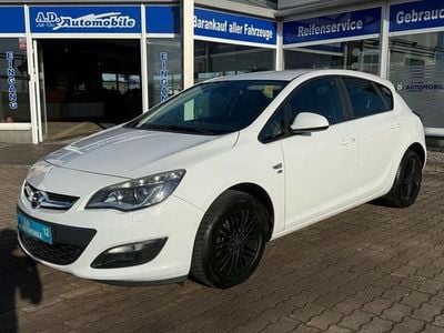 Gebraucht Opel Astra 165 PS (121 kW) 2012 Weiß Limousine